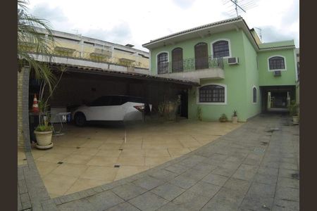 Casa à venda com 670m², 4 quartos e 8 vagas