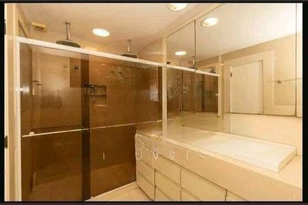 Casa à venda com 1005m², 5 quartos e 12 vagas