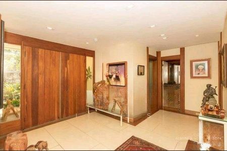 Casa à venda com 1005m², 5 quartos e 12 vagas