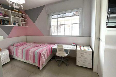Casa à venda com 172m², 3 quartos e 2 vagas