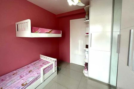 Casa à venda com 172m², 3 quartos e 2 vagas