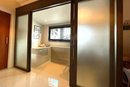 Casa à venda com 172m², 3 quartos e 2 vagas