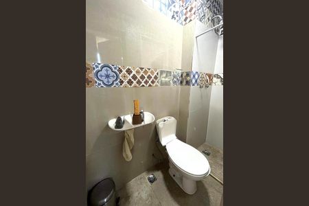 Casa à venda com 172m², 3 quartos e 2 vagas