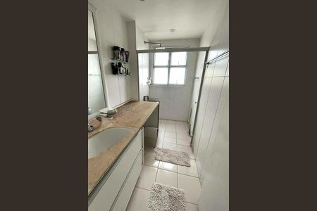 Casa à venda com 172m², 3 quartos e 2 vagas