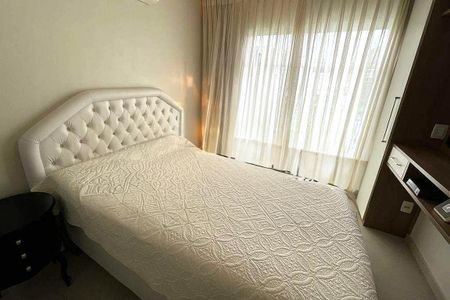 Casa à venda com 172m², 3 quartos e 2 vagas