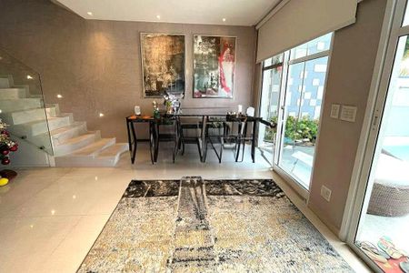 Casa à venda com 172m², 3 quartos e 2 vagas