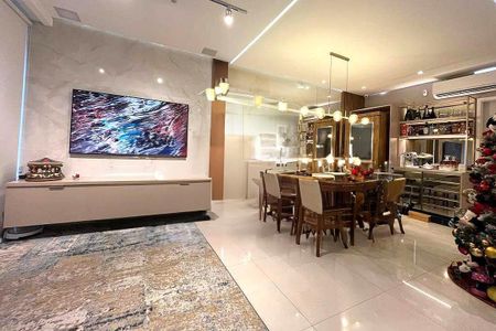 Casa à venda com 172m², 3 quartos e 2 vagas