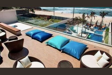 Apartamento à venda com 64m², 2 quartos e 1 vaga