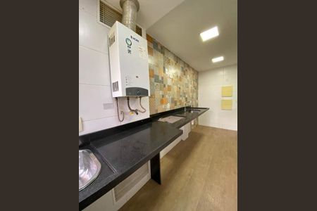 Apartamento à venda com 64m², 2 quartos e 1 vaga