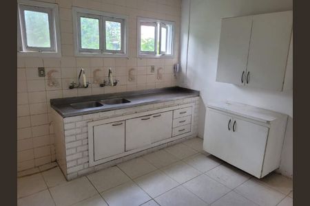 Casa à venda com 139m², 3 quartos e sem vaga