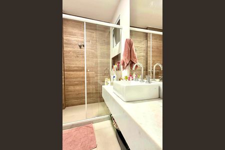 Apartamento à venda com 220m², 4 quartos e 1 vagaSuíte