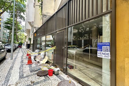 Apartamento à venda com 220m², 4 quartos e 1 vagaPlaquinha