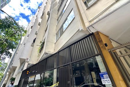 Apartamento à venda com 220m², 4 quartos e 1 vagaFachada