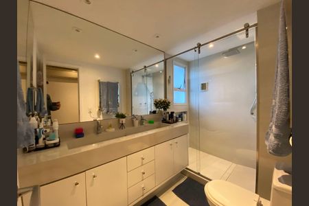 Apartamento à venda com 150m², 2 quartos e 2 vagas