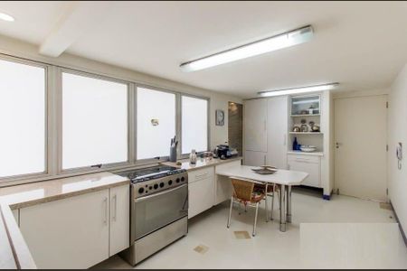 Apartamento à venda com 380m², 2 quartos e 2 vagas