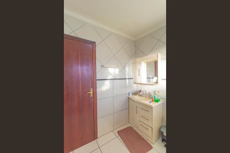 Casa à venda com 183m², 3 quartos e 2 vagas Casa à venda com 183m², 3 quartos e 2 vagasBanheiro da Suíte