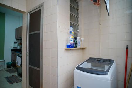 Apartamento à venda com 76m², 2 quartos e sem vaga Apartamento à venda com 76m², 2 quartos e sem vagaÁrea de Serviço