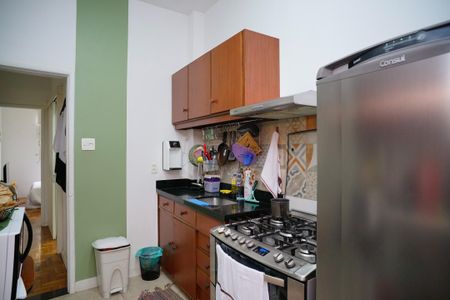 Apartamento à venda com 76m², 2 quartos e sem vaga Apartamento à venda com 76m², 2 quartos e sem vagaCozinha