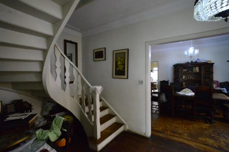 Casa à venda com 392m², 3 quartos e 3 vagasSala