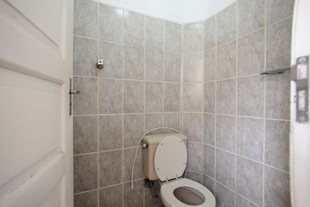 Casa à venda com 392m², 3 quartos e 3 vagasBanheiro