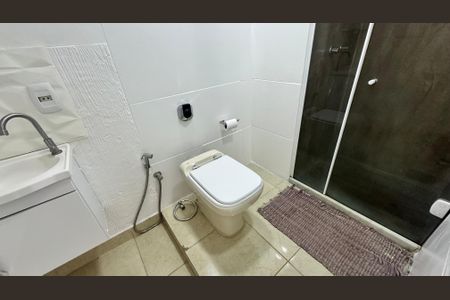 Apartamento à venda com 60m², 2 quartos e 1 vagaBanheiro Social
