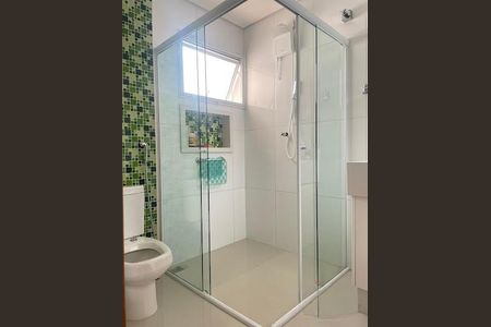 Casa à venda com 126m², 3 quartos e 2 vagas