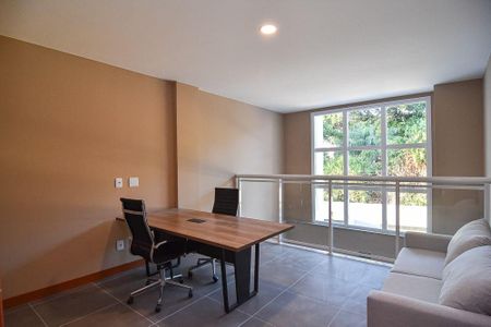 Apartamento à venda com 2 quartos, 98m² em Itaipu, Niterói