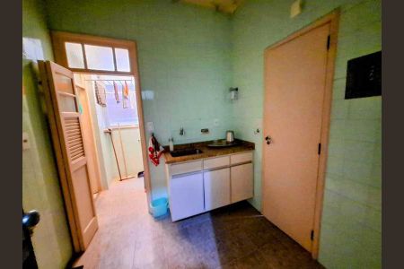 Apartamento à venda com 83m², 2 quartos e sem vaga