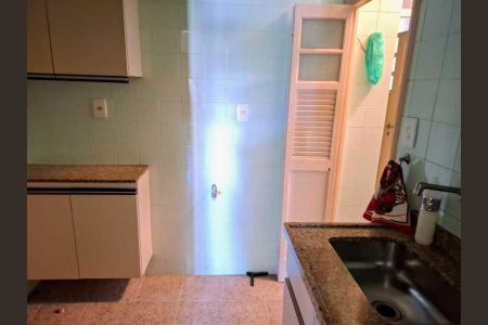 Apartamento à venda com 83m², 2 quartos e sem vaga