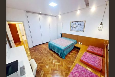 Apartamento à venda com 172m², 4 quartos e 1 vaga