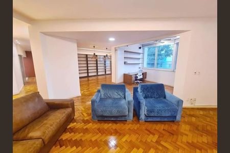 Apartamento à venda com 172m², 4 quartos e 1 vaga