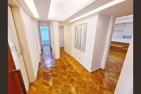 Apartamento à venda com 172m², 4 quartos e 1 vaga