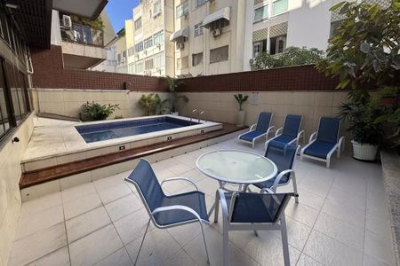 Apartamento à venda com 45m², 1 quarto e 1 vaga