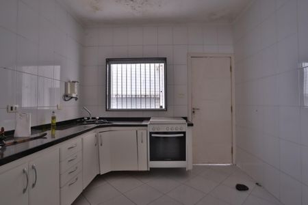 Casa à venda com 90m², 2 quartos e 1 vaga Casa à venda com 90m², 2 quartos e 1 vagaCozinha