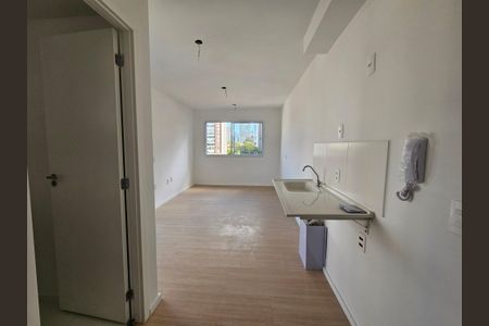 Studio à venda com 27m², 1 quarto e sem vaga Studio à venda com 27m², 1 quarto e sem vagaSala/Quarto
