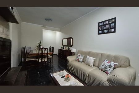 Apartamento à venda com 94m², 3 quartos e 2 vagas Apartamento à venda com 94m², 3 quartos e 2 vagasSala