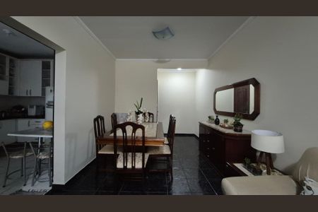 Apartamento à venda com 94m², 3 quartos e 2 vagas Apartamento à venda com 94m², 3 quartos e 2 vagasSala