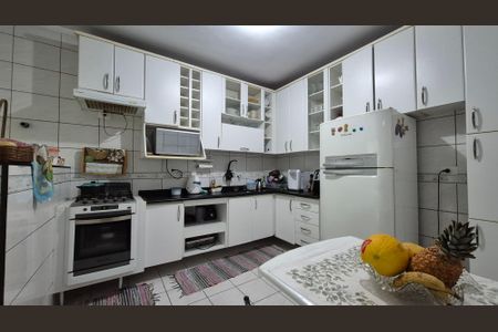Apartamento à venda com 94m², 3 quartos e 2 vagas Apartamento à venda com 94m², 3 quartos e 2 vagasCozinha