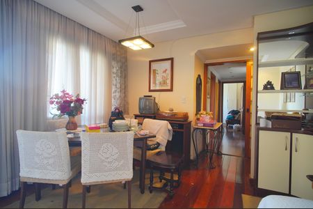 Apartamento para alugar com 85m², 3 quartos e 1 vagaSala