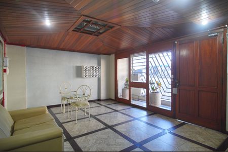 Apartamento para alugar com 85m², 3 quartos e 1 vagaHall de entrada