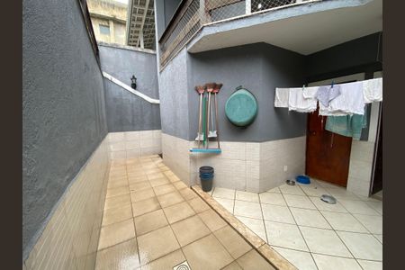Casa à venda com 280m², 3 quartos e 2 vagas Casa à venda com 280m², 3 quartos e 2 vagasArea de Serviço