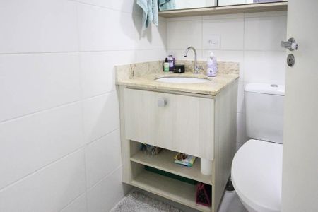 Apartamento à venda com 55m², 2 quartos e 1 vaga Apartamento à venda com 55m², 2 quartos e 1 vagaBanheiro da Suíte