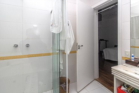 Casa à venda com 210m², 6 quartos e 2 vagas Casa à venda com 210m², 6 quartos e 2 vagasBanheiro da Suíte 3