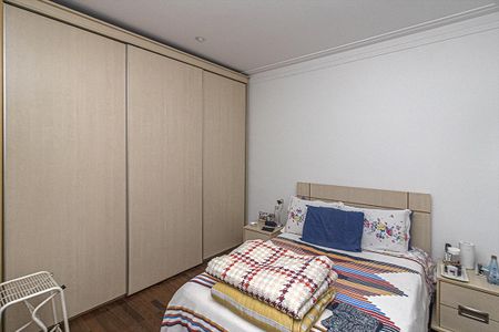 Casa à venda com 210m², 6 quartos e 2 vagas Casa à venda com 210m², 6 quartos e 2 vagasSuíte 1