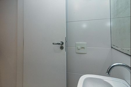 Casa à venda com 210m², 6 quartos e 2 vagas Casa à venda com 210m², 6 quartos e 2 vagasBanheiro da Suíte 6