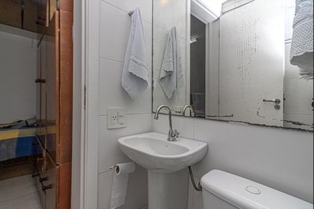 Casa à venda com 210m², 6 quartos e 2 vagas Casa à venda com 210m², 6 quartos e 2 vagasBanheiro da Suíte 4