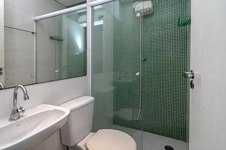 Casa à venda com 210m², 6 quartos e 2 vagas Casa à venda com 210m², 6 quartos e 2 vagasBanheiro da Suíte 5