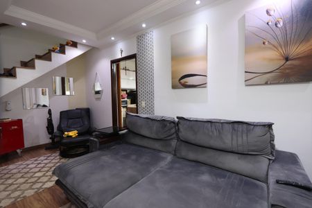 Casa à venda com 100m², 2 quartos e 3 vagasSala