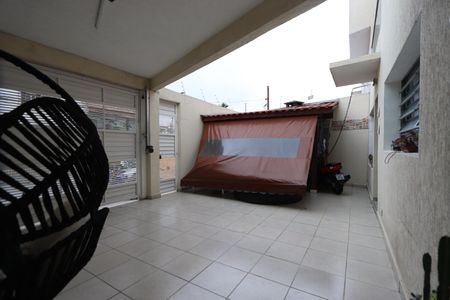 Casa à venda com 100m², 2 quartos e 3 vagasGaragem
