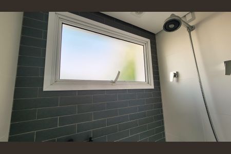 Casa de condomínio à venda com 297m², 3 quartos e 4 vagas Casa de condomínio à venda com 297m², 3 quartos e 4 vagasBanheiro de Serviço